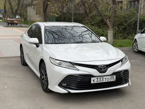Toyota camri 70