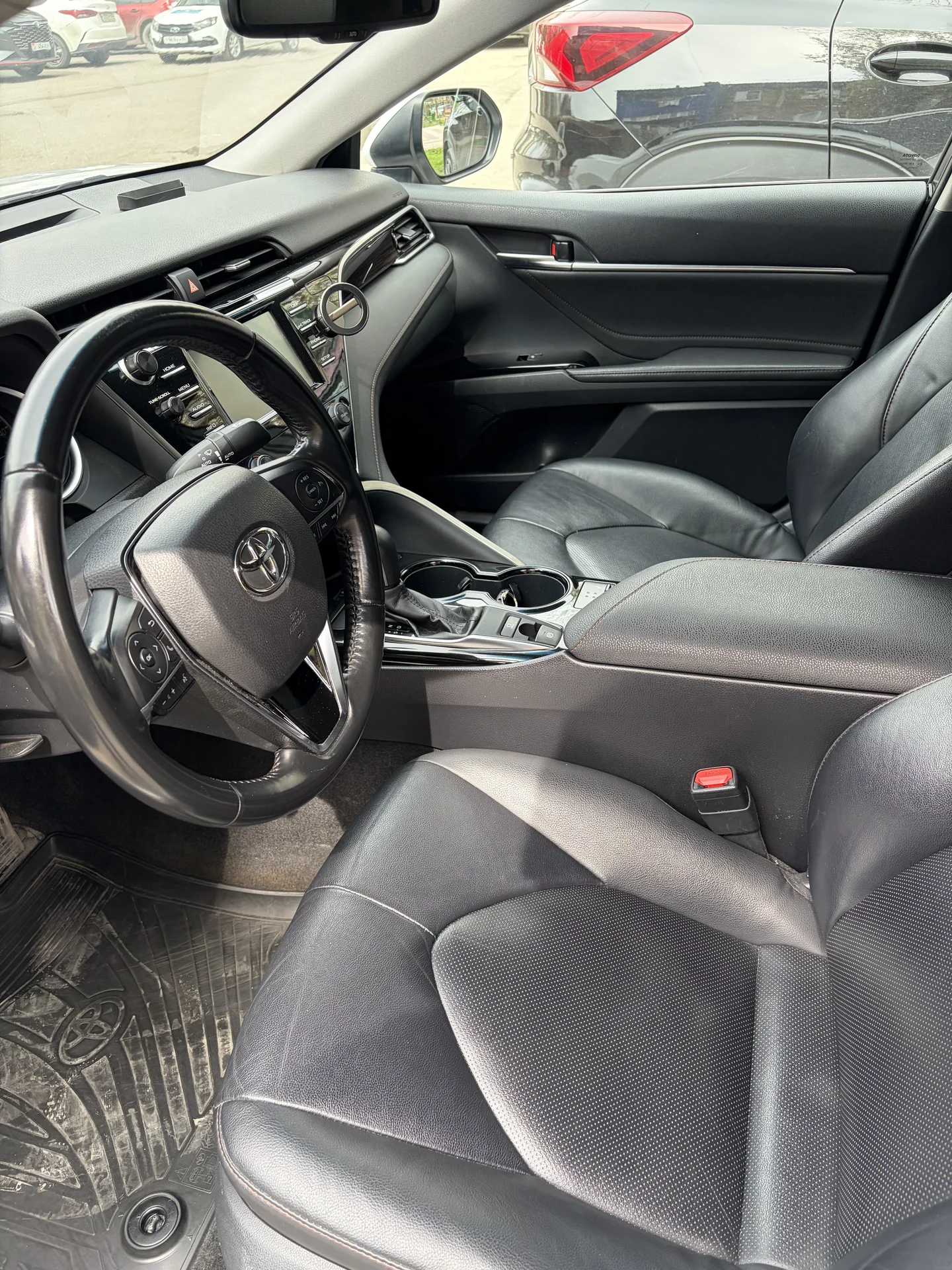 Toyota camri 70 - миниатюра 9