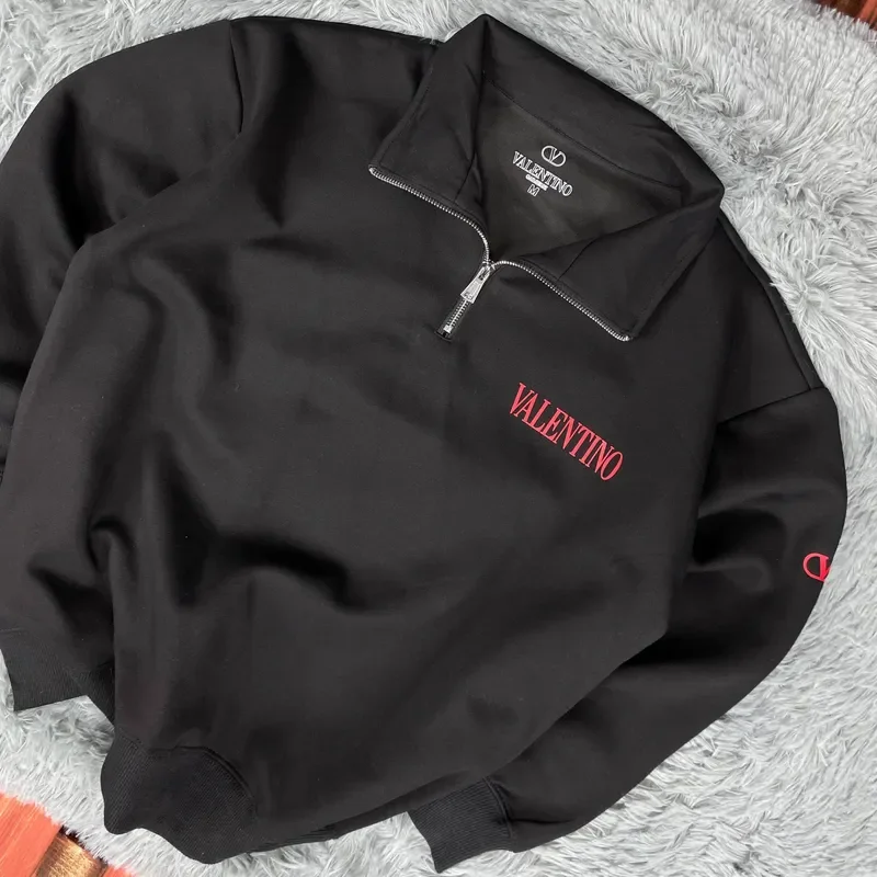 Valentino — чёрная кофта - миниатюра 2