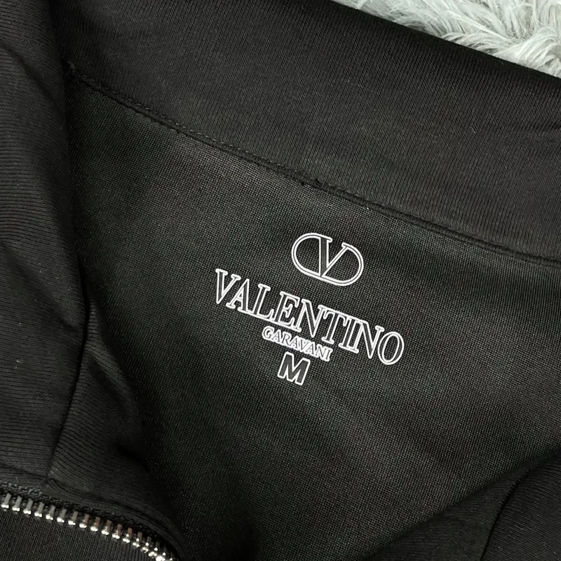 Valentino — чёрная кофта - миниатюра 5