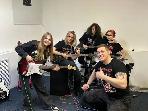 Уроки гитары/электрогитары