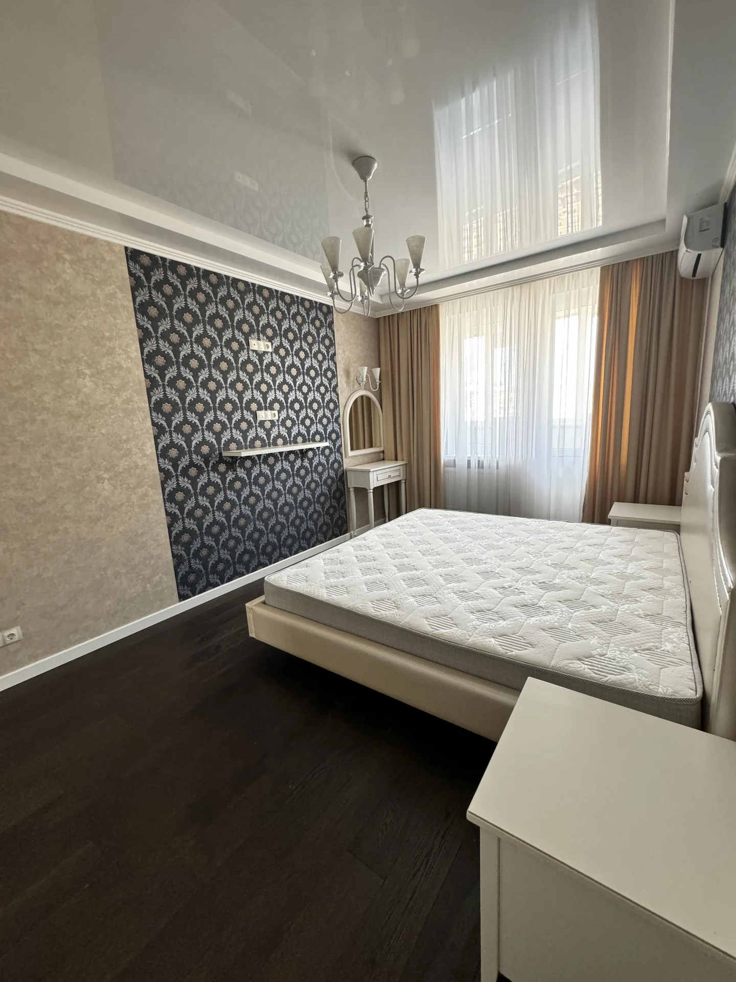Видовая 3-комнатная 105 м² с ремонтом и мебелью | - миниатюра 3