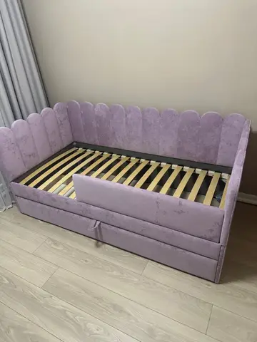 Детская мягкая кровать с ящиком 90/180