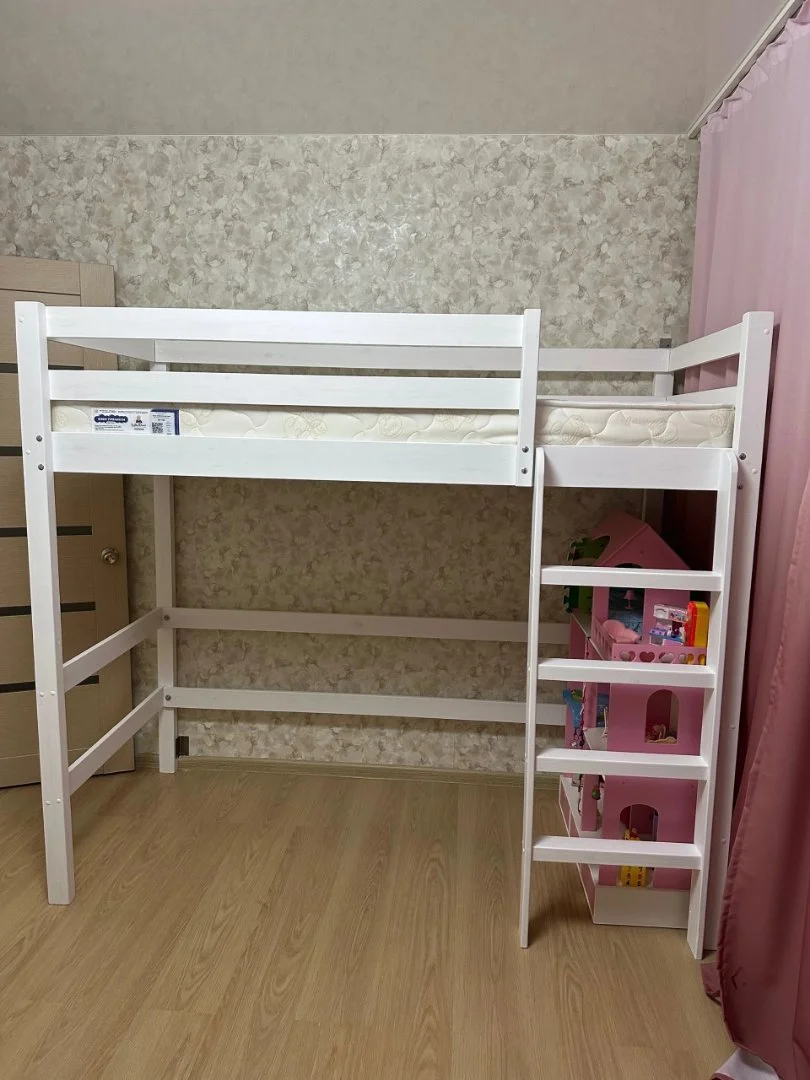 Детская кровать двухъярусная из массива сосны - миниатюра 2