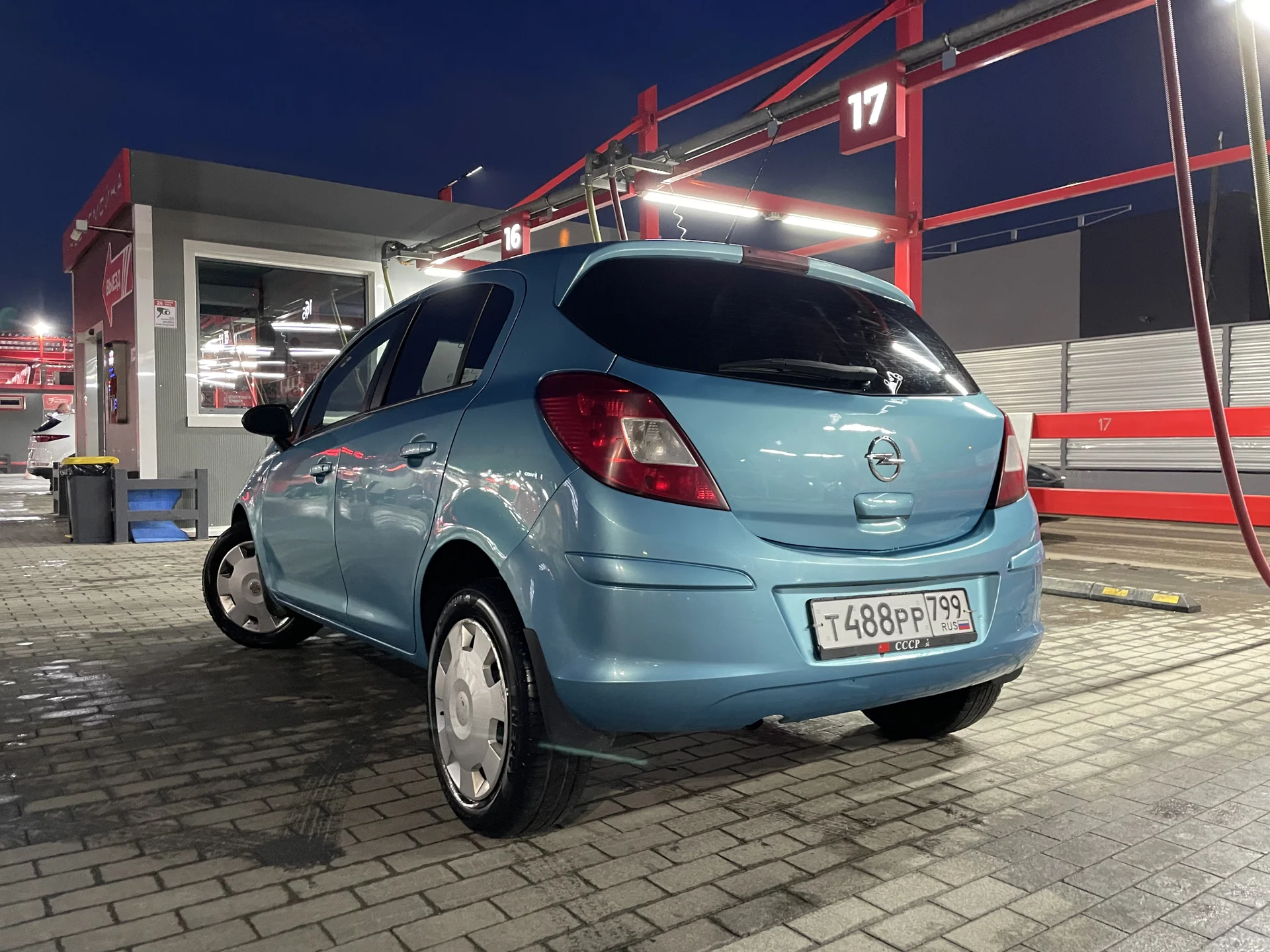 Opel Corsa - миниатюра 10
