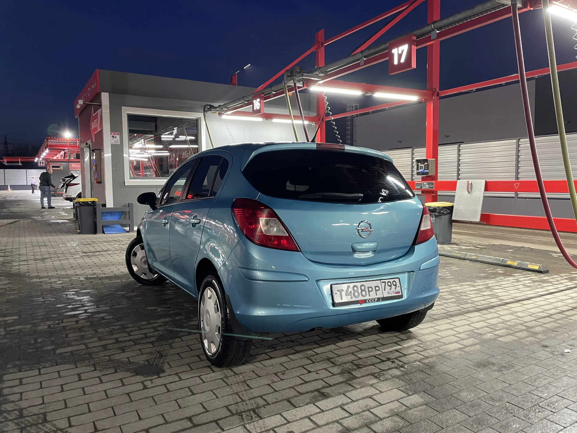 Opel Corsa - миниатюра 11