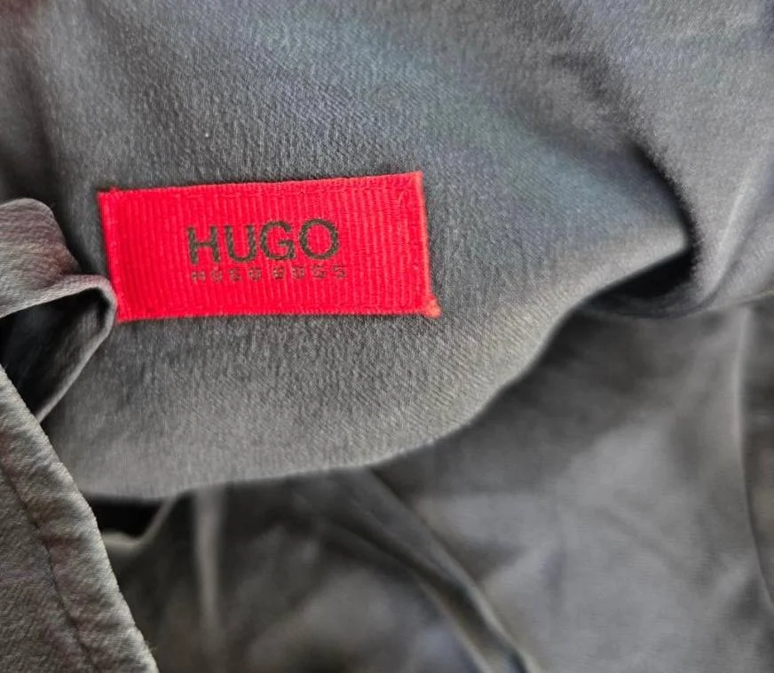 Архивное платье от Hugo Boss с характером и настроением 90-х - миниатюра 4