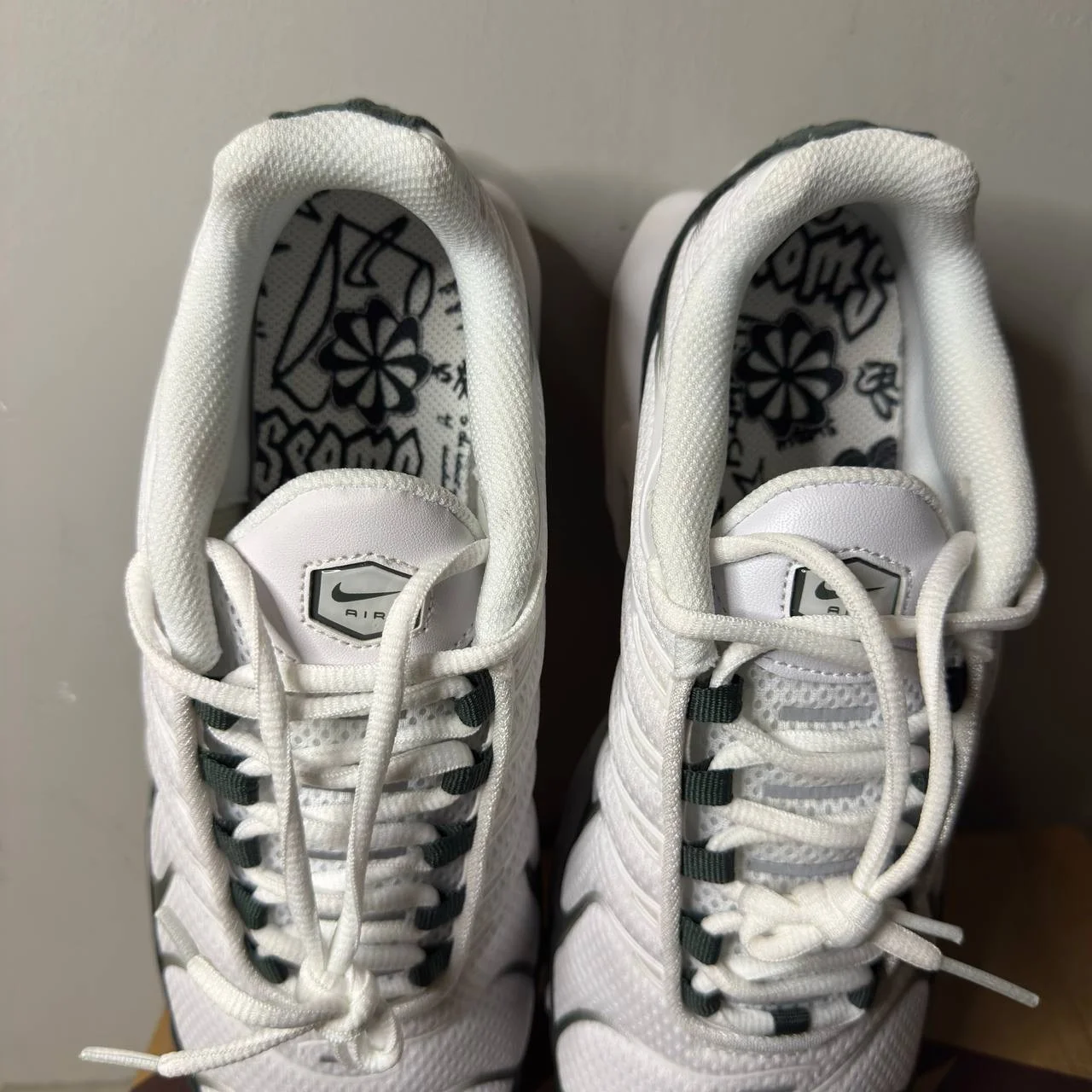 Кроссовки Nike air max tn plus размер 43 оригинал - миниатюра 6
