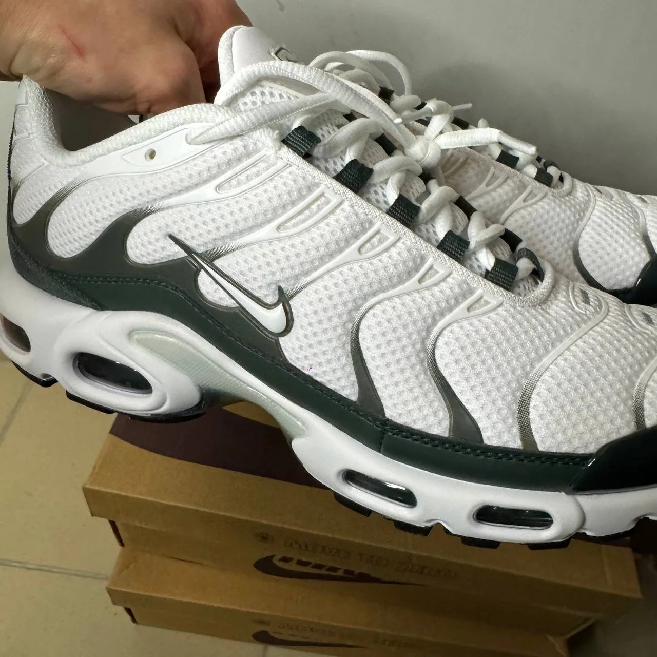 Кроссовки Nike air max tn plus размер 43 оригинал - миниатюра 9