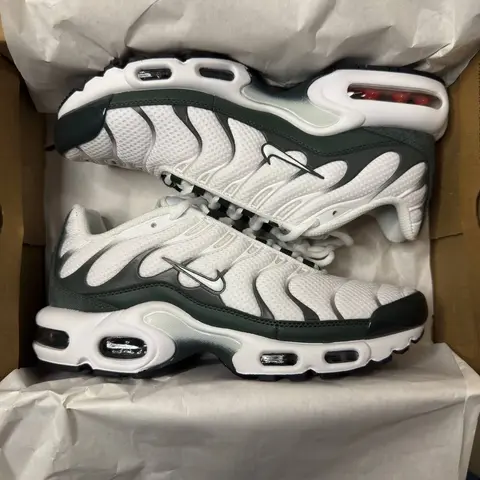 Кроссовки Nike air max tn plus размер 45 оригинал