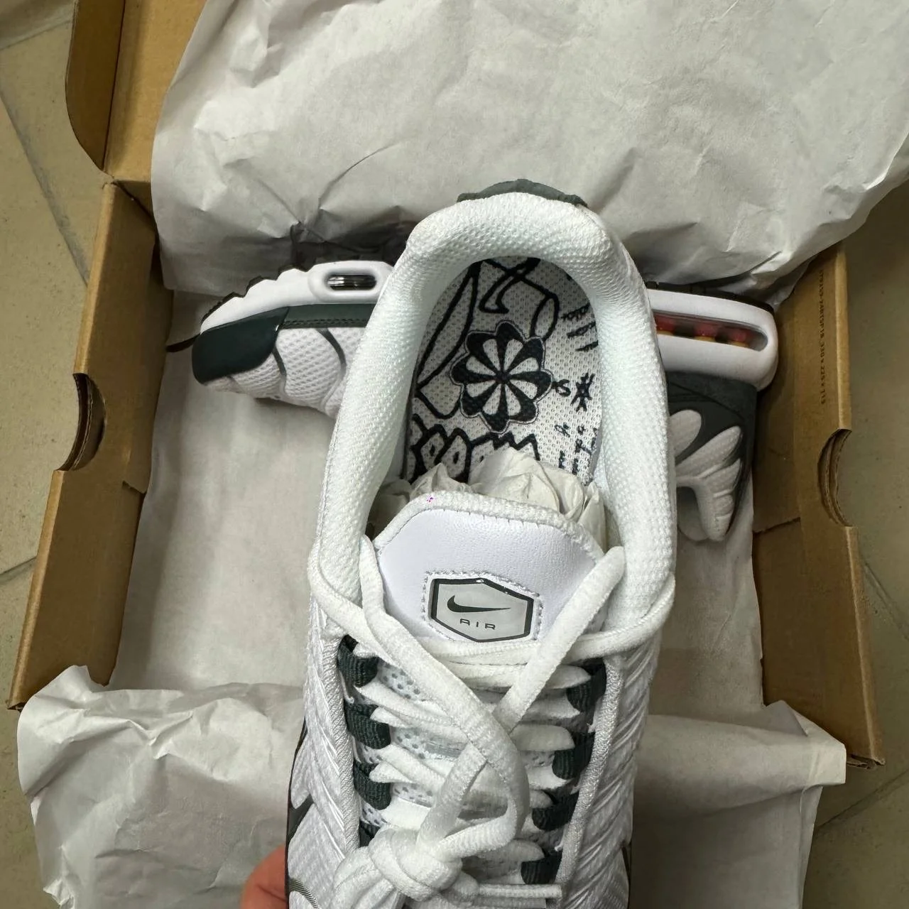 Кроссовки Nike air max tn plus размер 45 оригинал - миниатюра 5