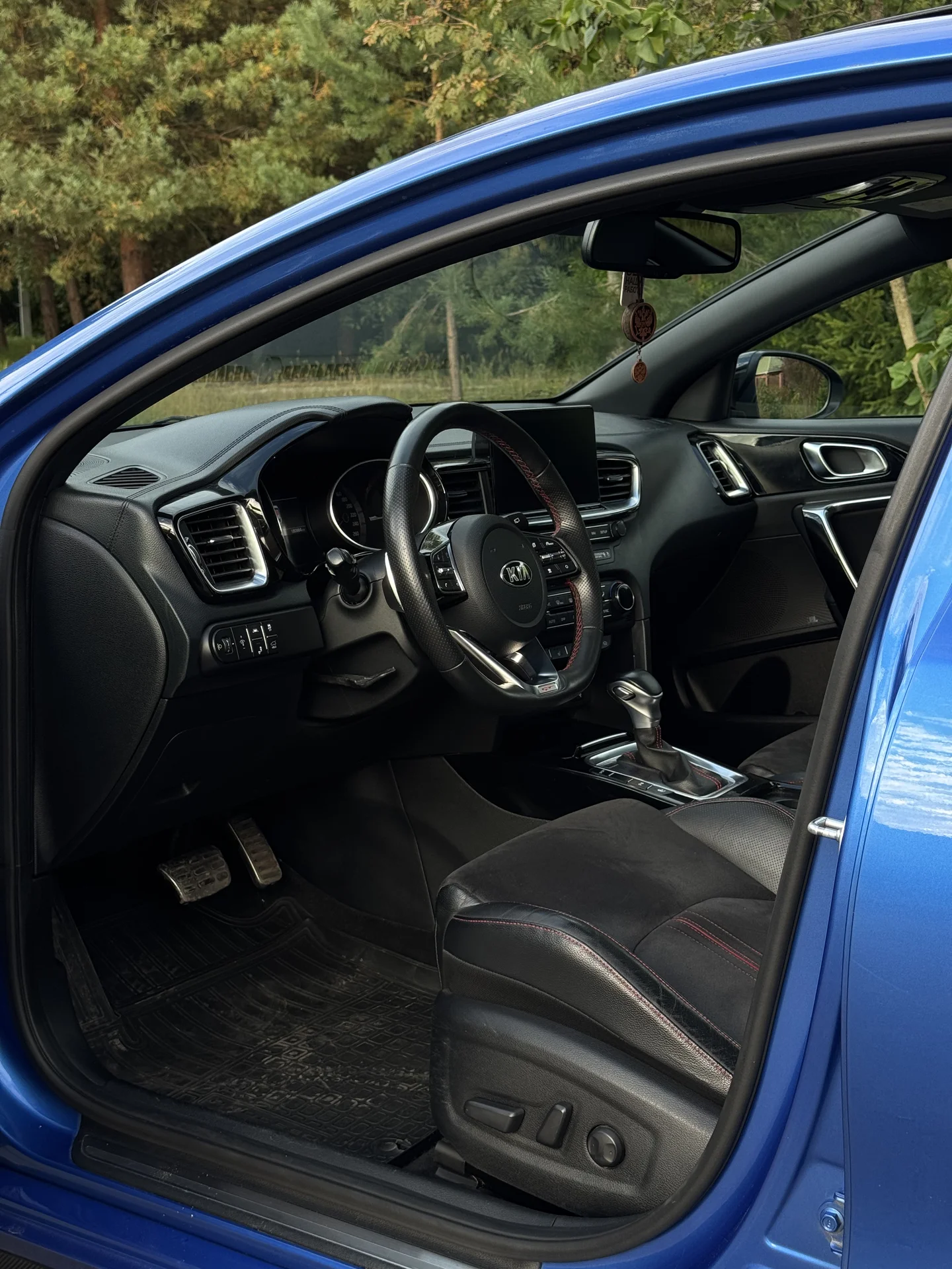 kia proceed gt - миниатюра 9