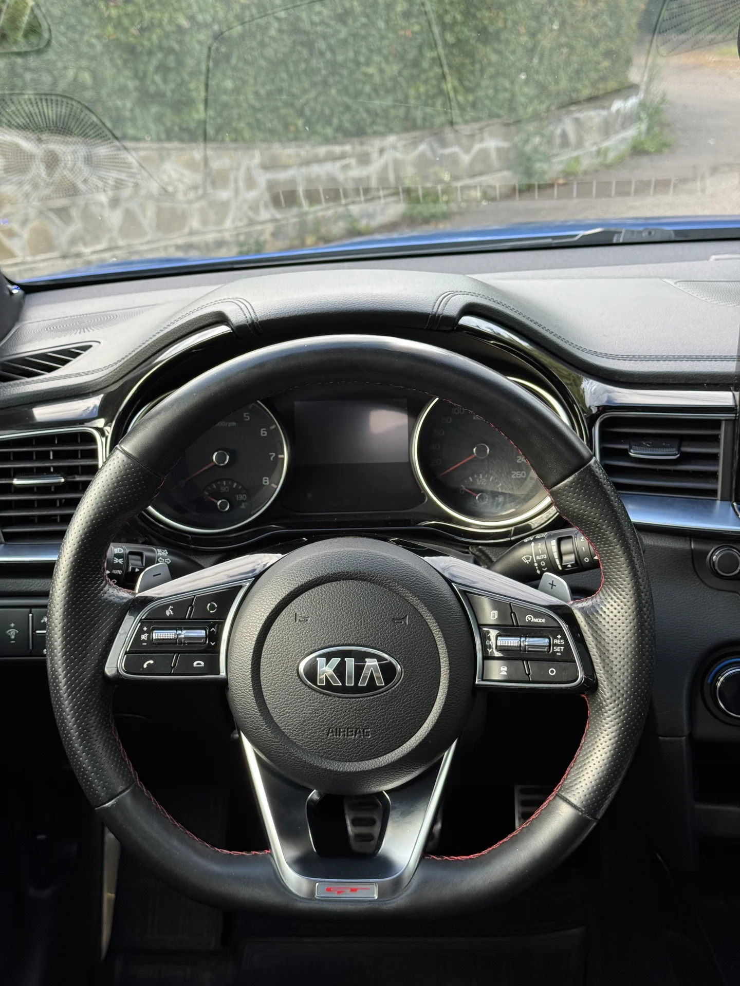 kia proceed gt - миниатюра 14