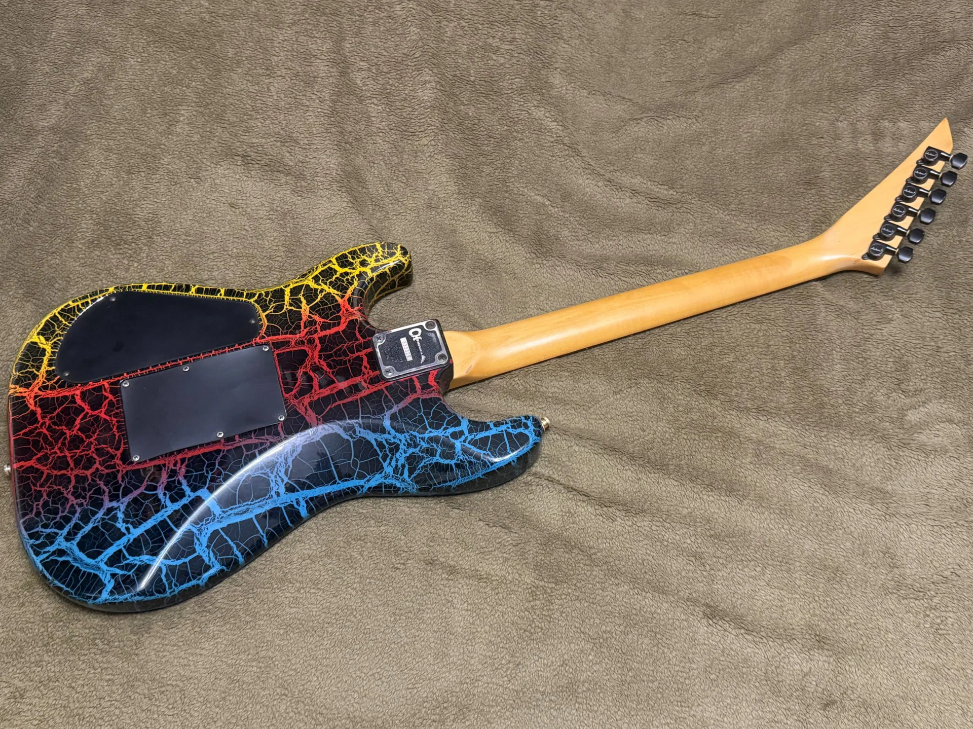 Charvel Model 3 Rainbow Crackle / Super Rare - миниатюра 3