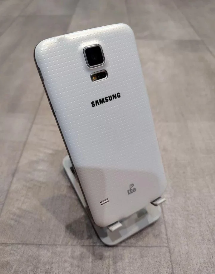 Samsung Galaxy S5 - миниатюра 2