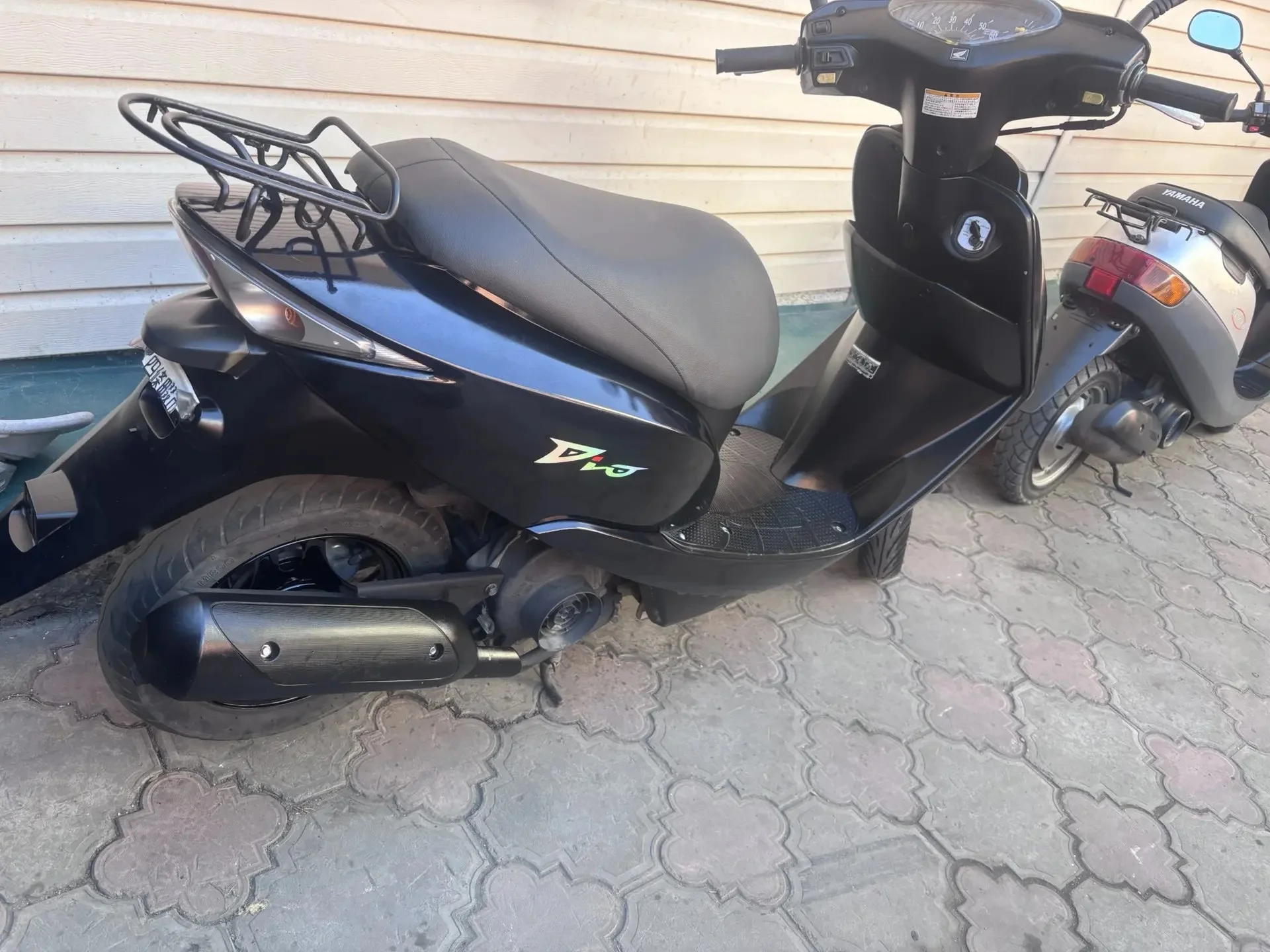 Honda Dio Yamaha Jog - миниатюра 2