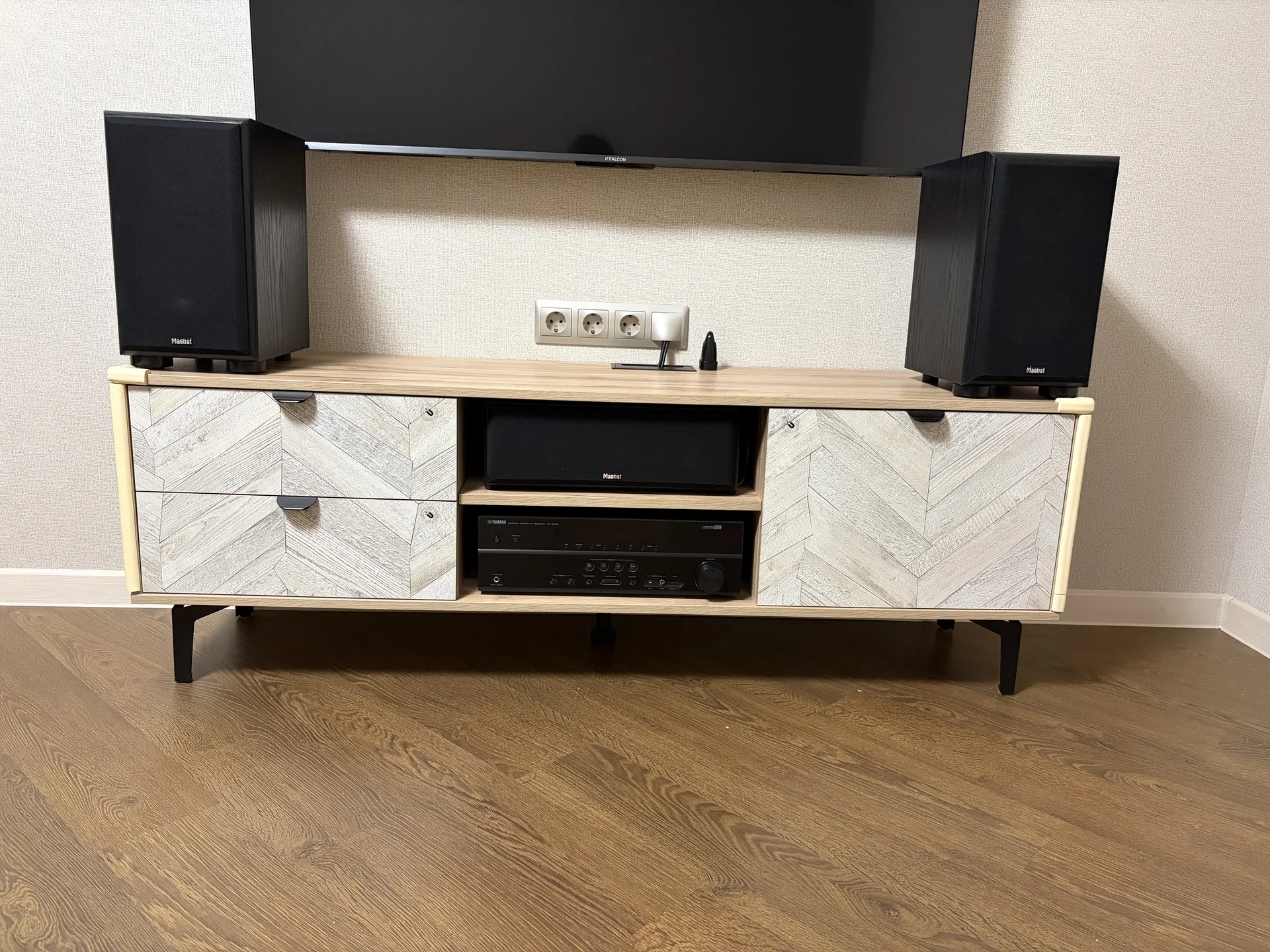 Ресивер Yamaha rx v373 и колонки Magnat Motion - изображение 1