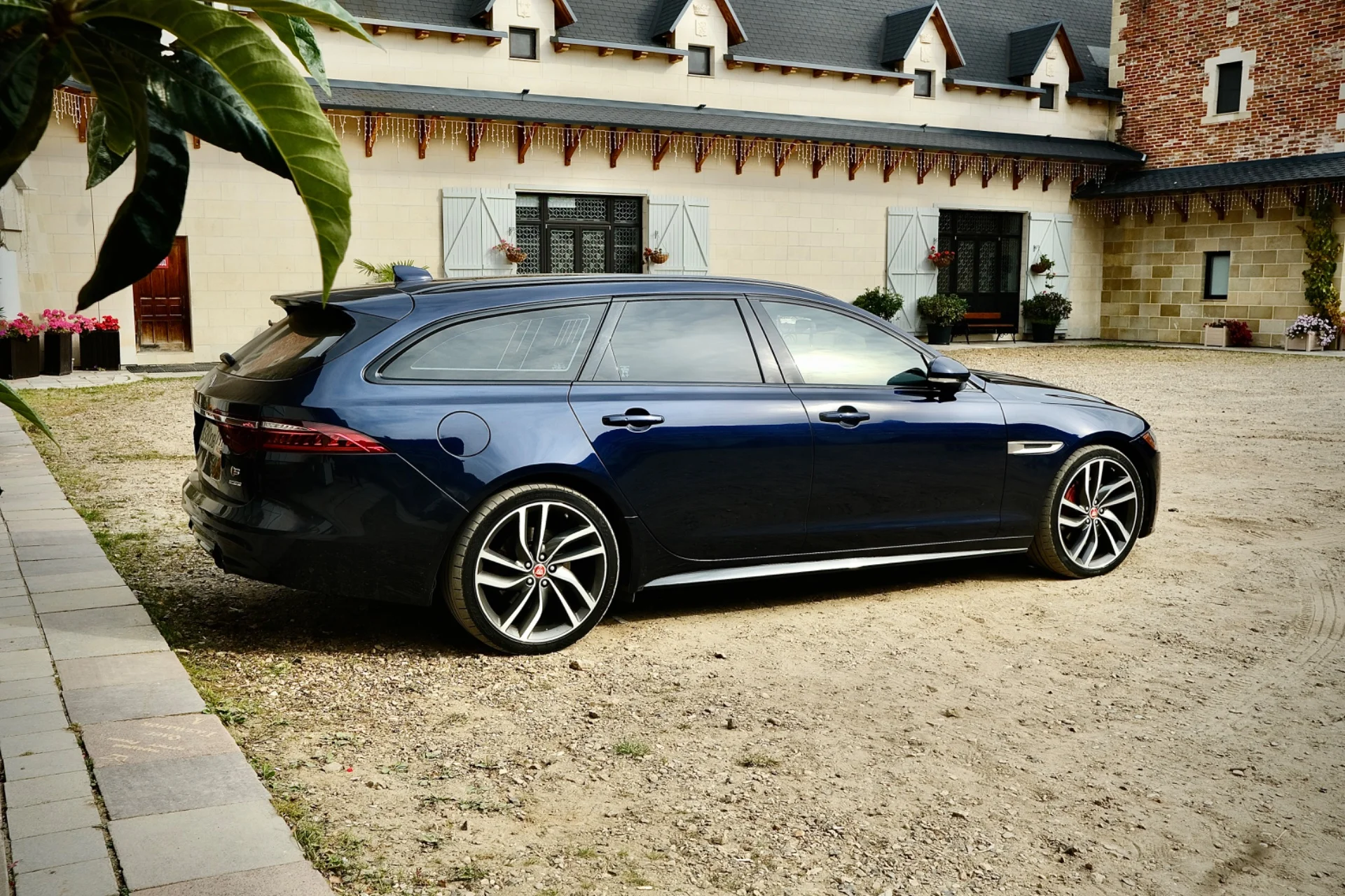 Jaguar XF-S Sportbrake - миниатюра 4