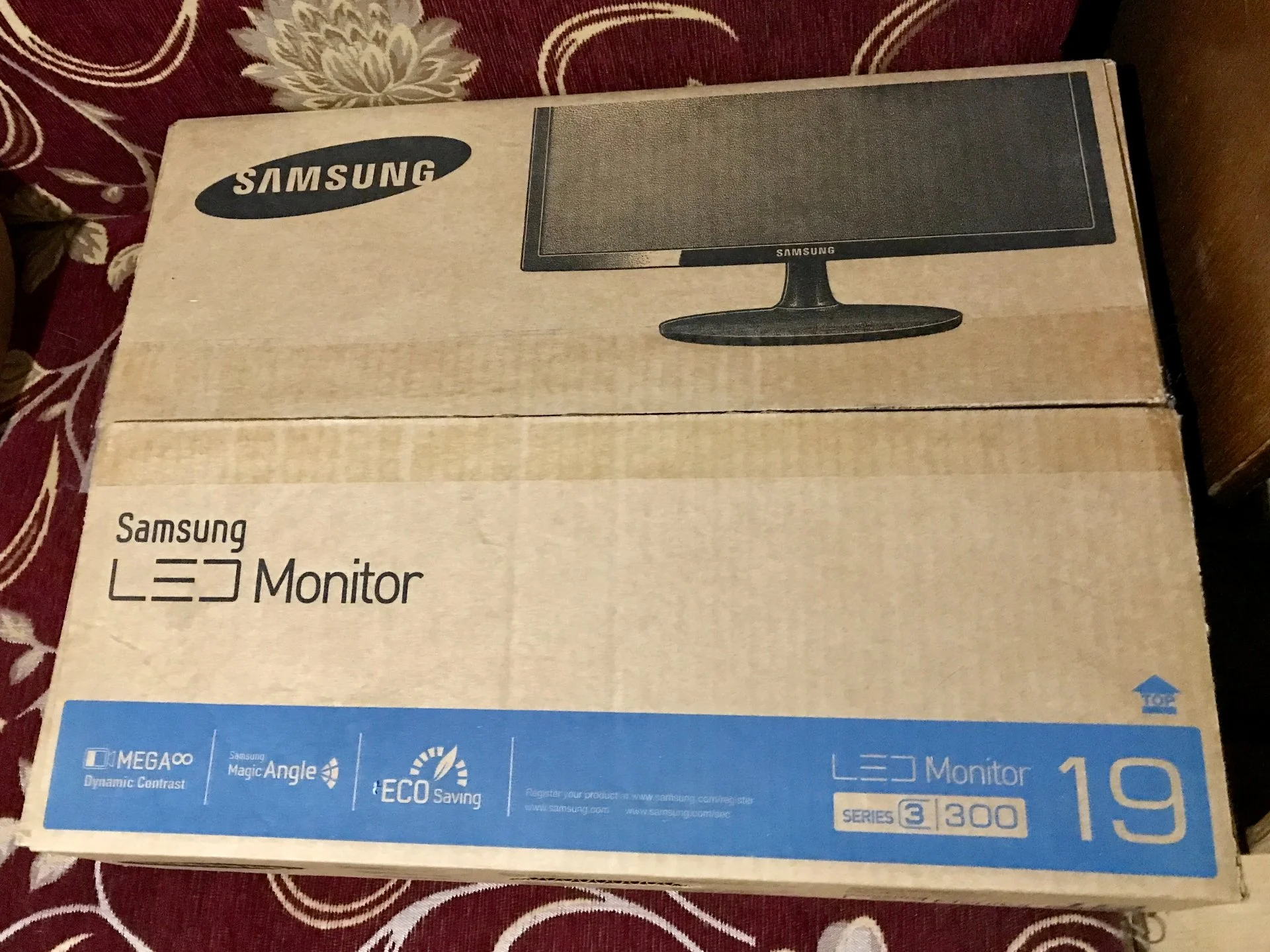 Монитор компьютерный Samsung 19 дюймов LED новый - изображение 1