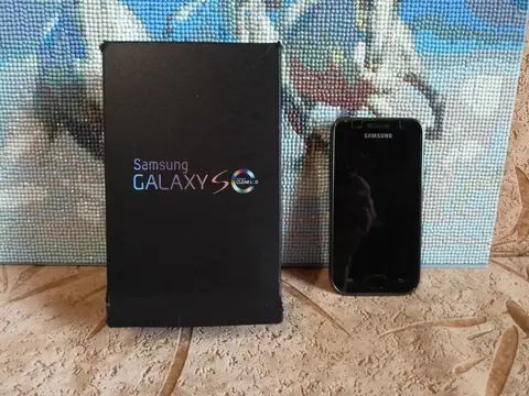 Телефон Samsung galaxy I9003