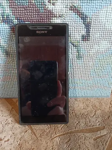 Телефон Sony Xperia