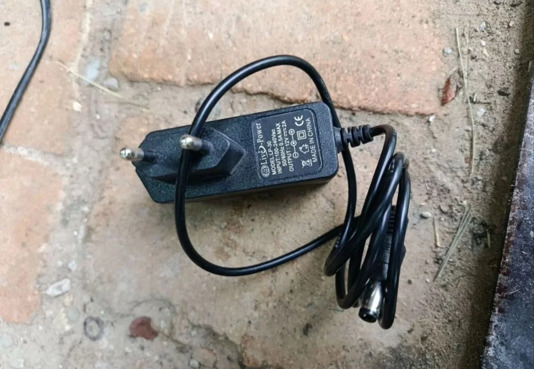 Блок питания 12v - миниатюра 2