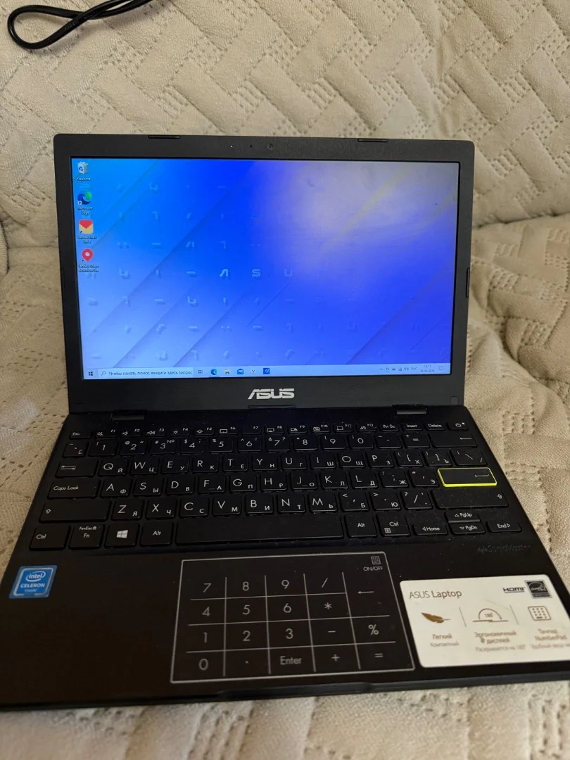 Ноутбук asus e210m - изображение 1