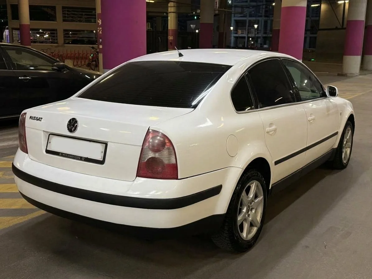 VOLKSWAGEN PASSAT B5 РЕСТАЙЛИНГ 2.0 БЕНЗ MT - миниатюра 3