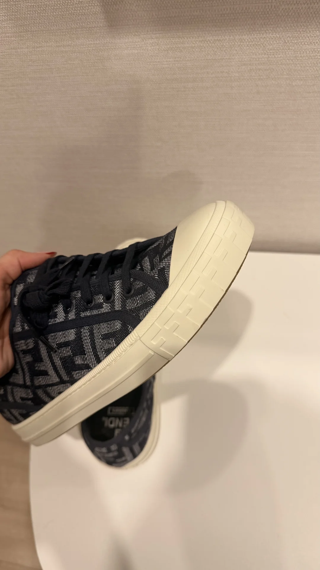 Кеды Fendi - миниатюра 10