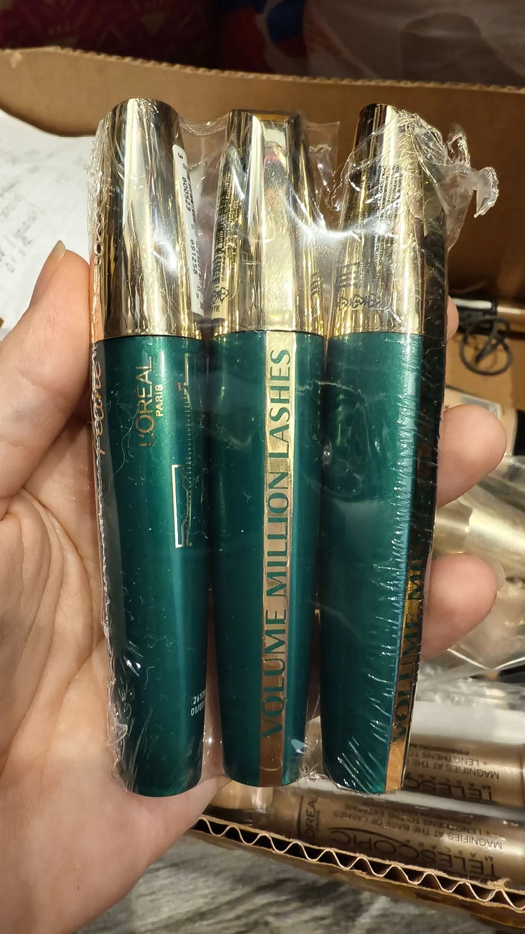 Тушь L'Oreal Volume Million lashes feline noir - изображение 1