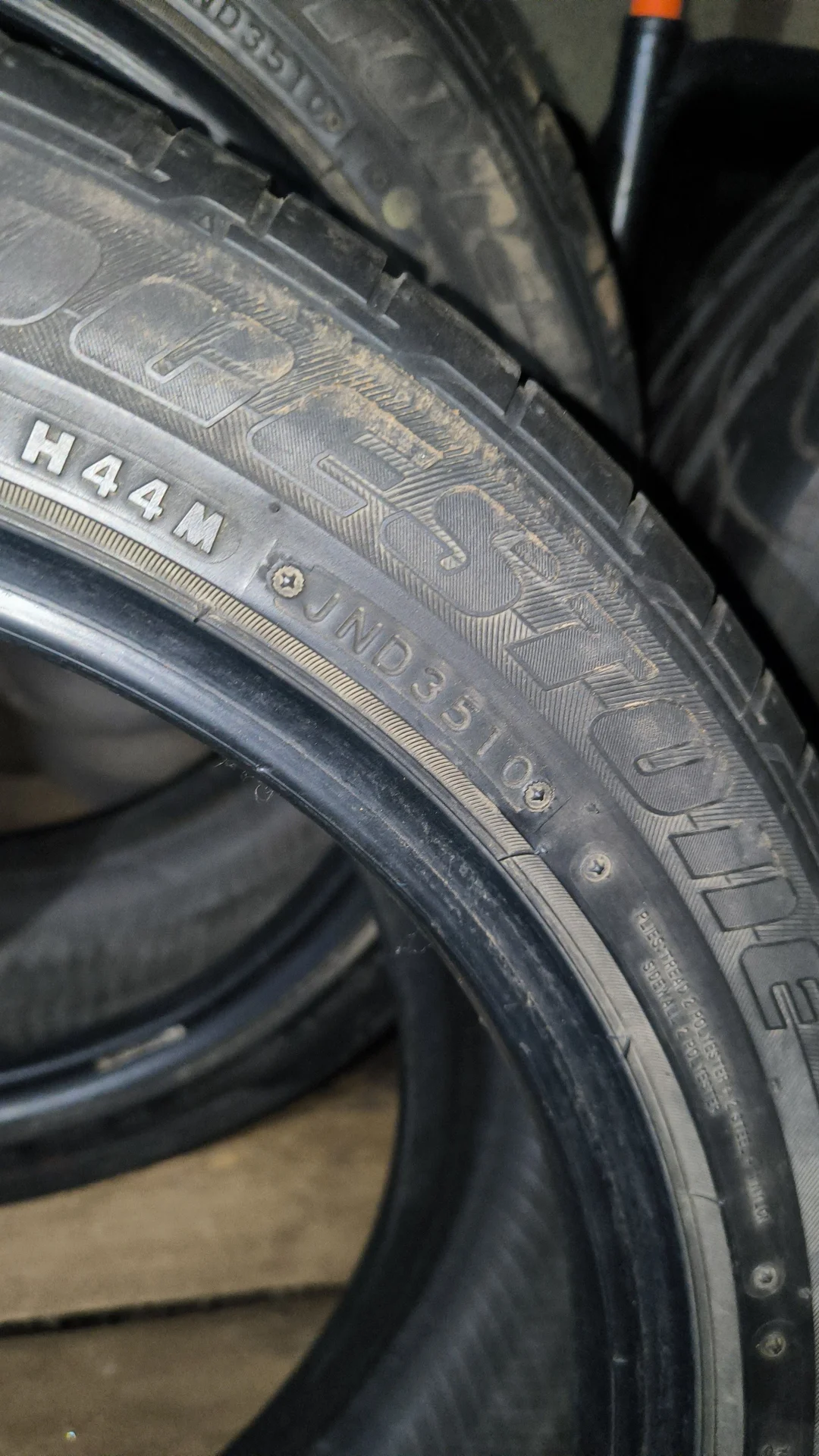 Bridgestone Potenza 215/50/ r17 - миниатюра 4