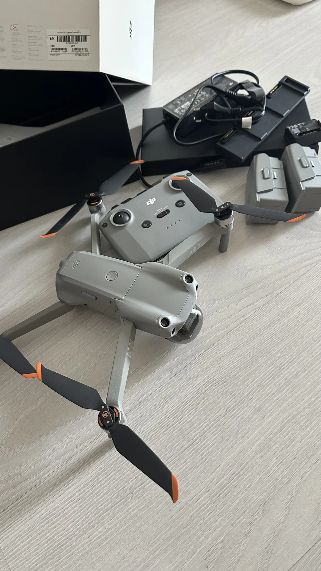 Квадрокоптер DJI mavic air 2s fly more combo дрон - изображение 1