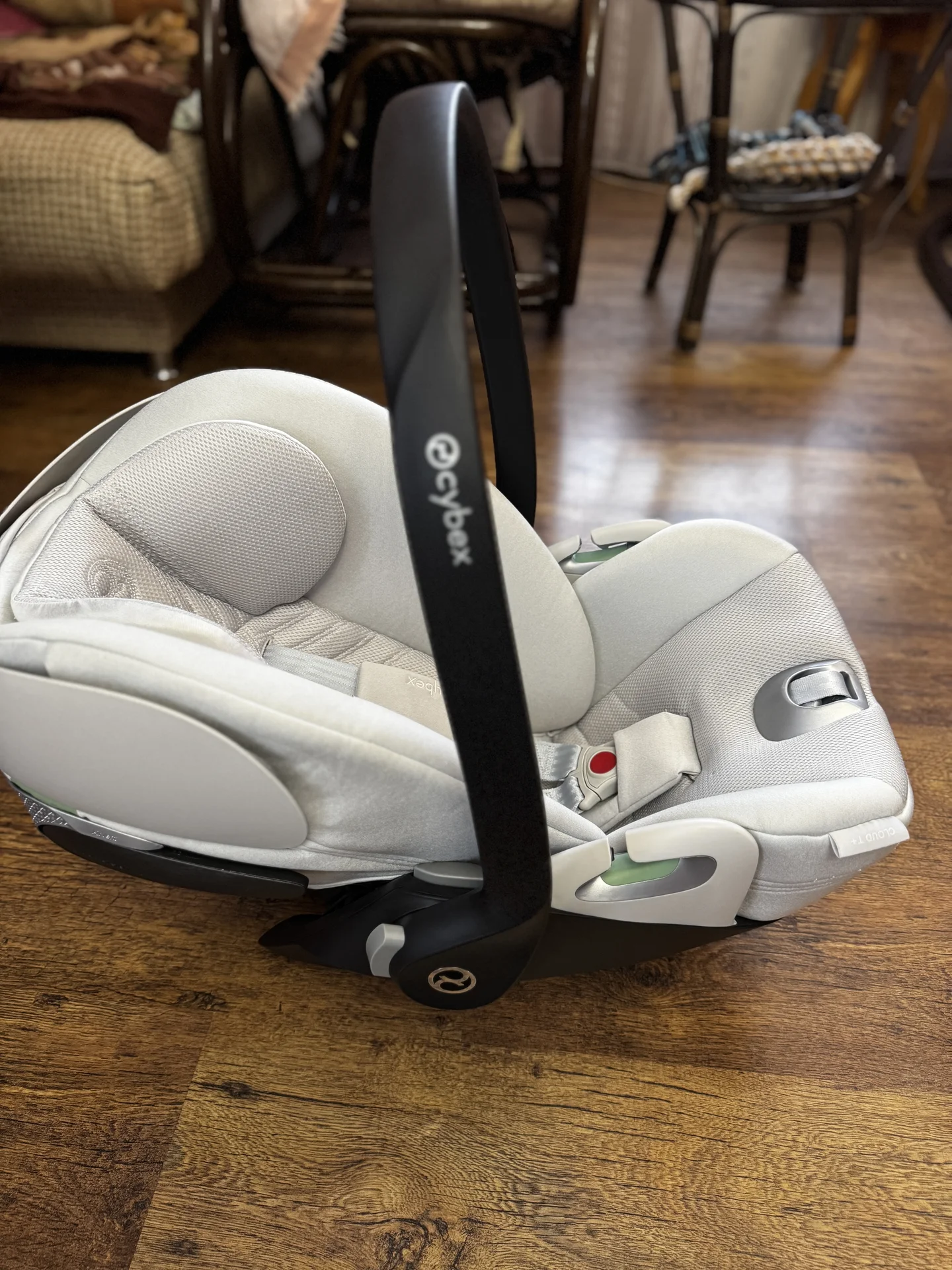 Автолюлька Cybex Cloud t с базой - миниатюра 6