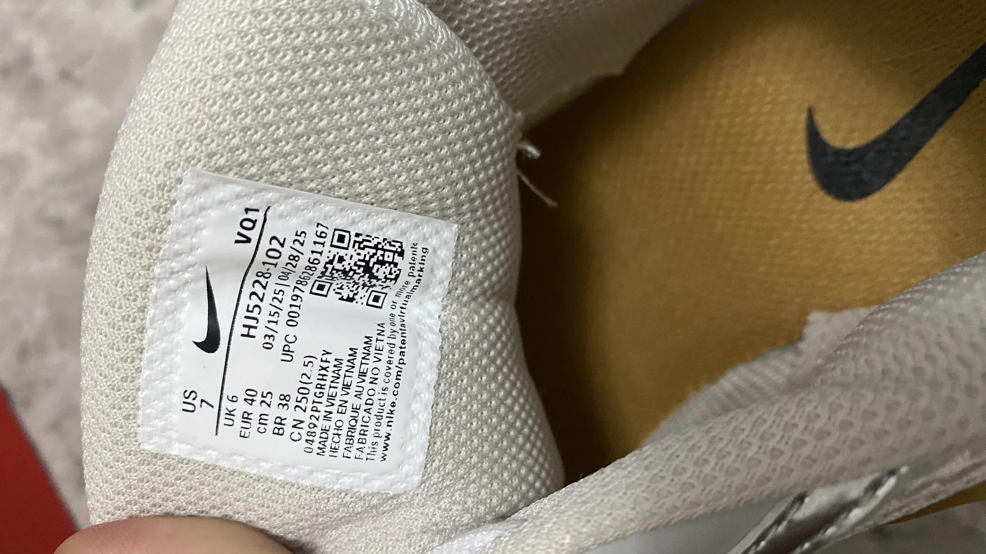 кроссовки Nike - миниатюра 3