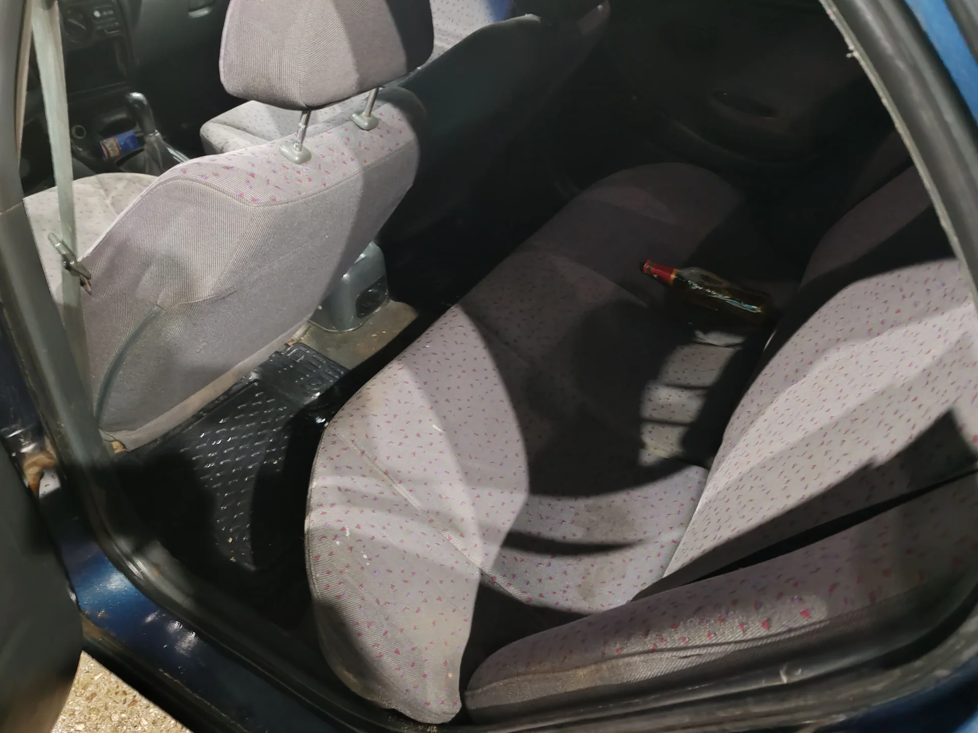 Автомобиль Hyundai Lantra - миниатюра 7
