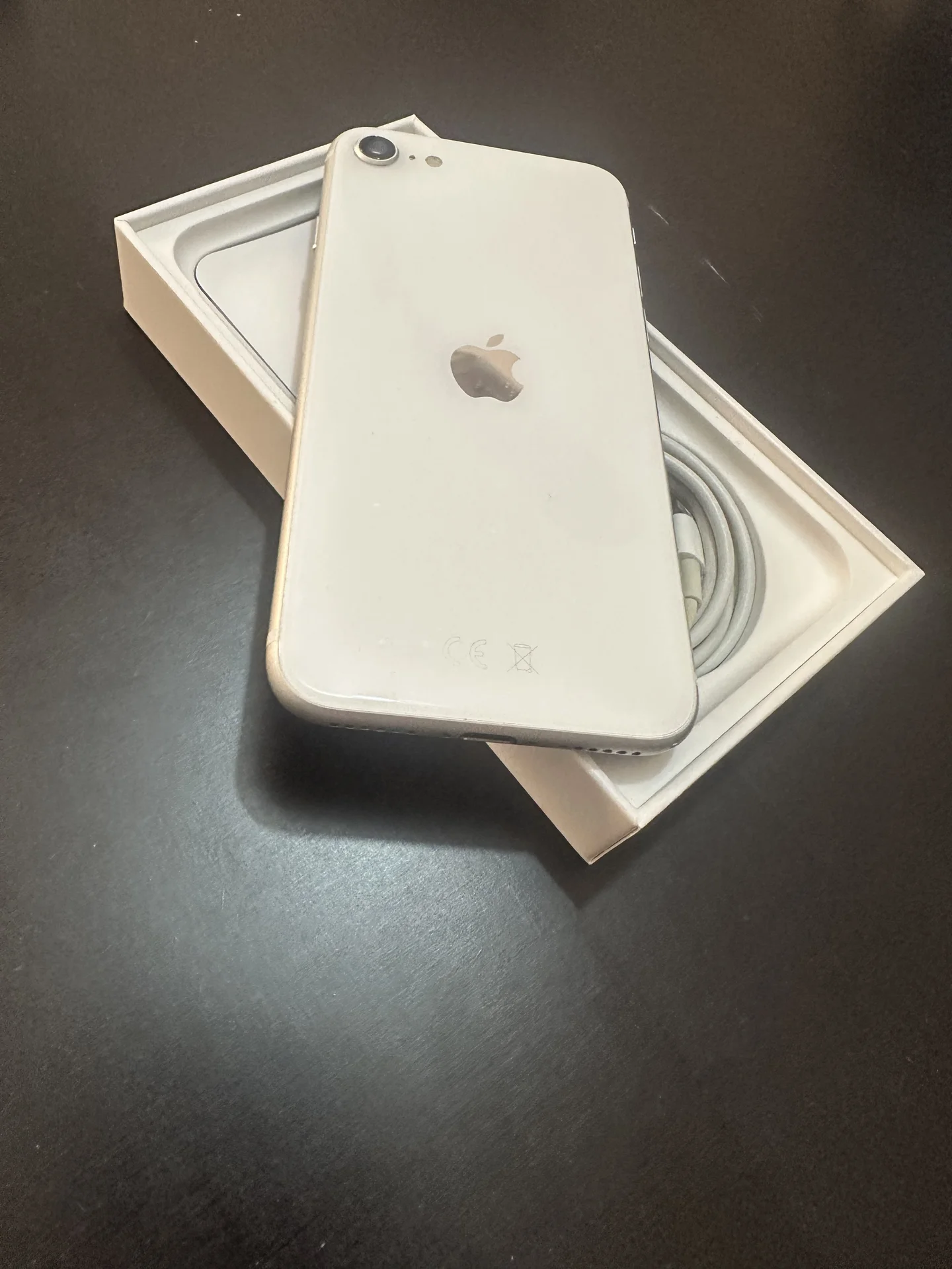 Iphone se 2020 - миниатюра 4