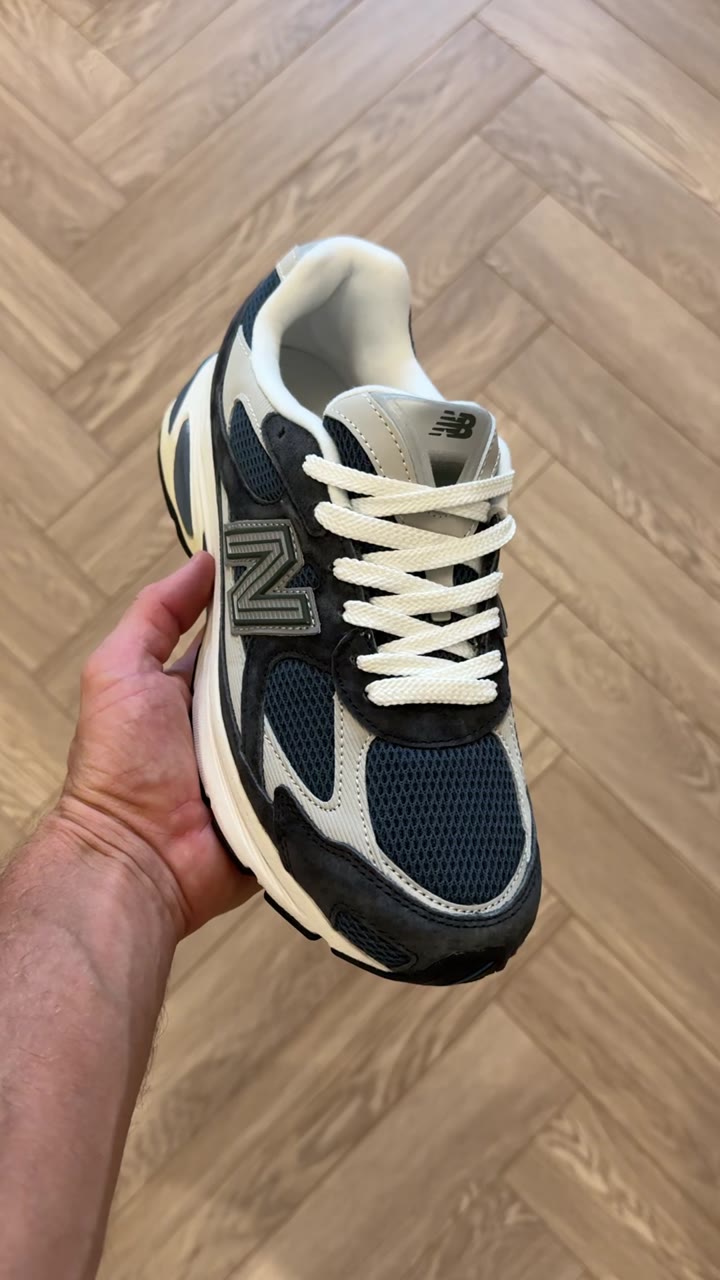 Кроссовки New Balance 2010 - видео 3
