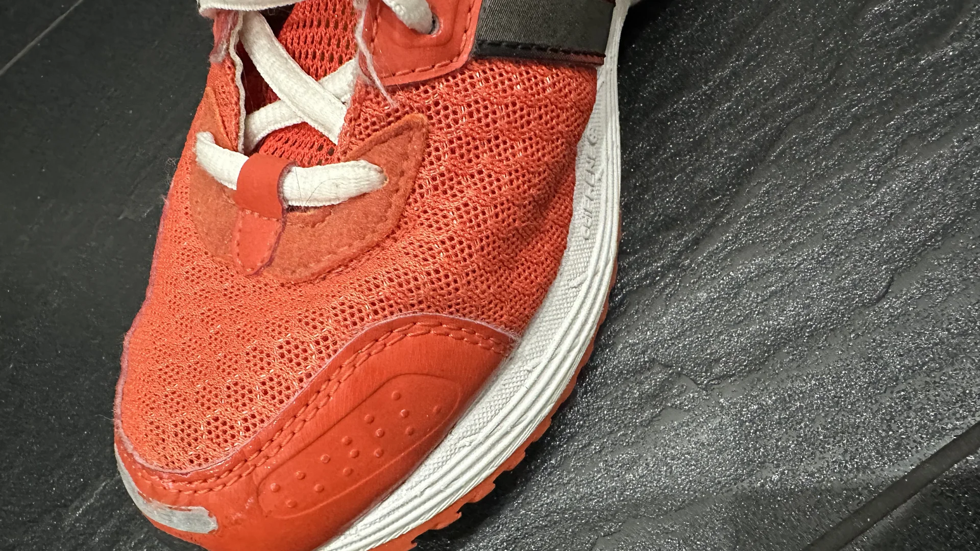 кроссовки adidas - миниатюра 4