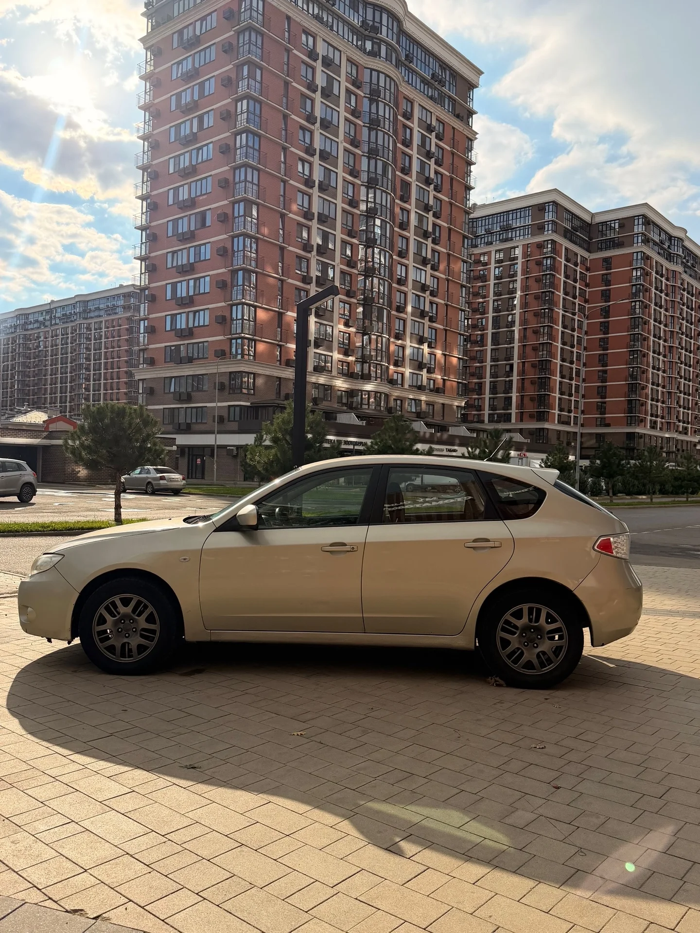 Subaru impreza 2.0 - миниатюра 3