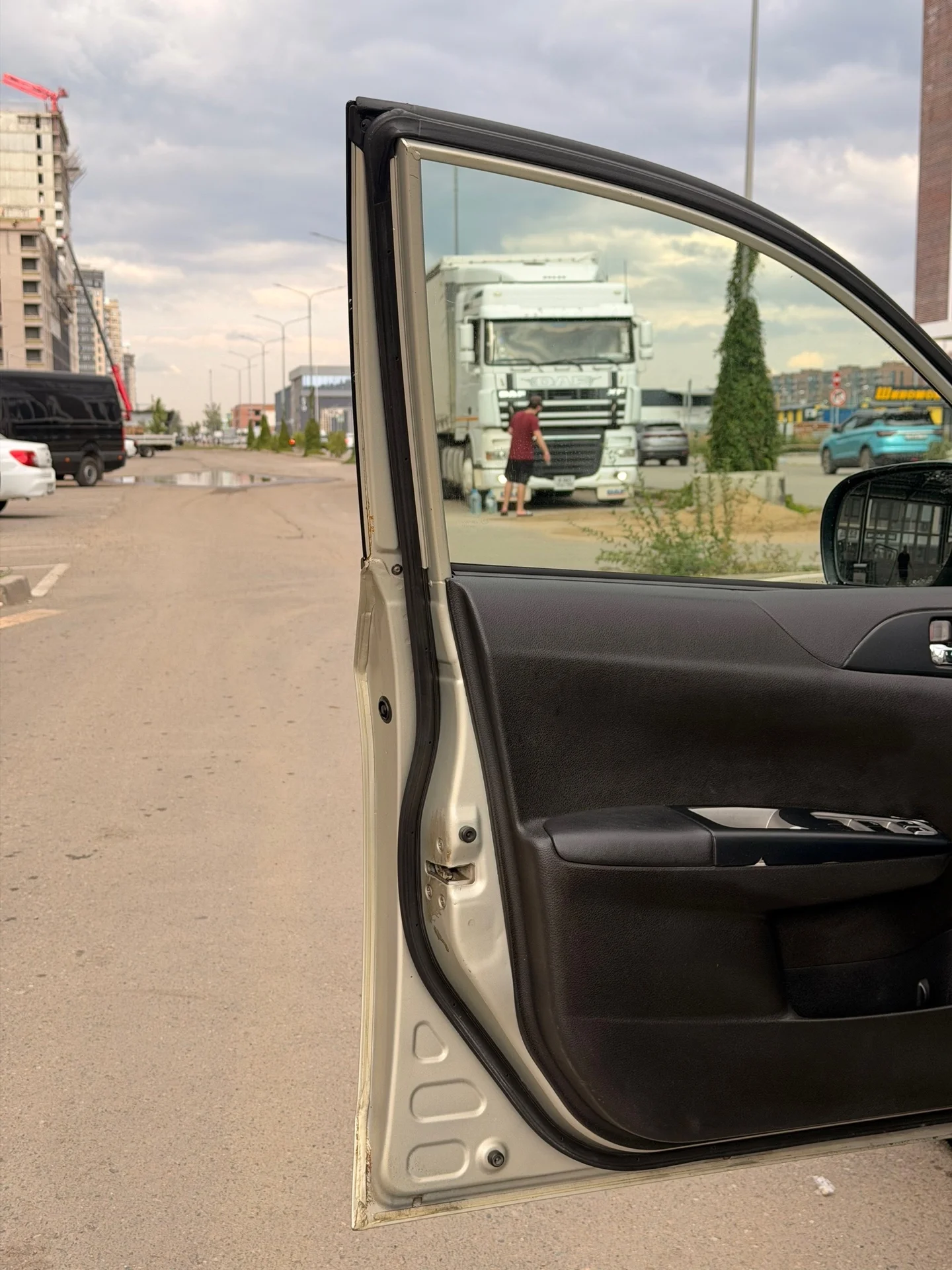 Subaru impreza 2.0 - миниатюра 6