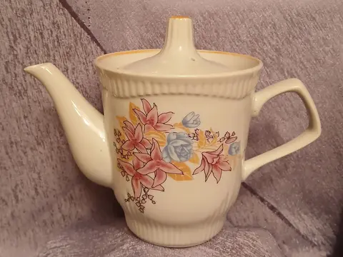 Чайник СССР ЮУФЗ