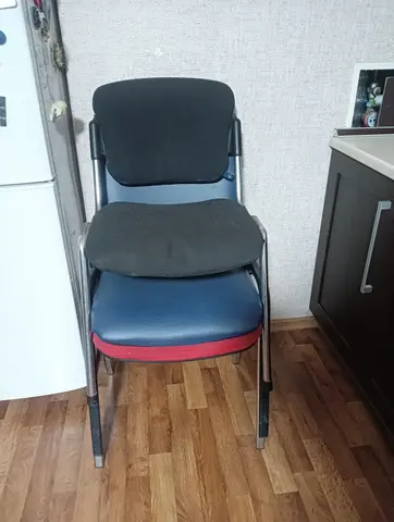 Стулья