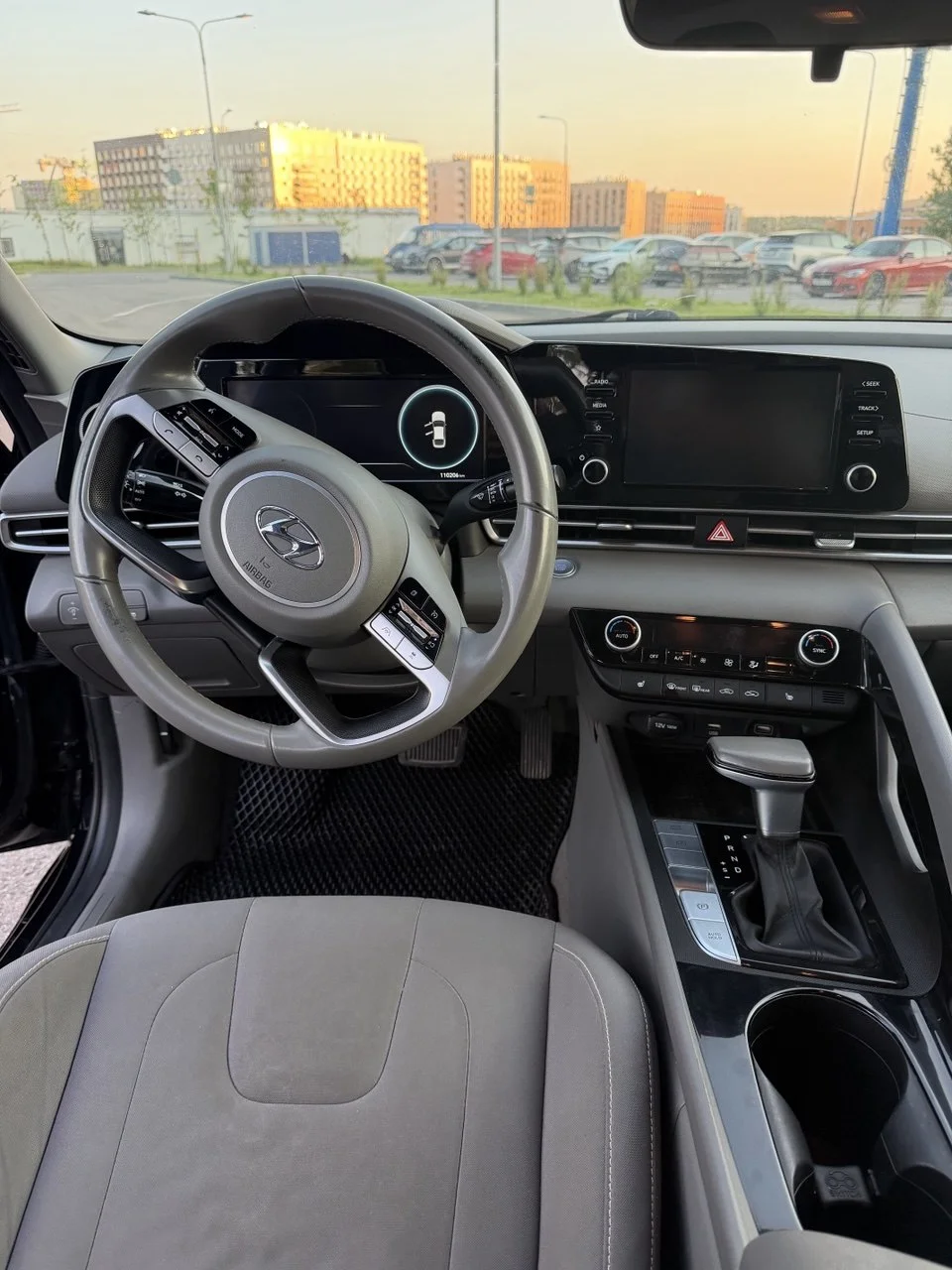 Продаю личный автомобиль - миниатюра 10
