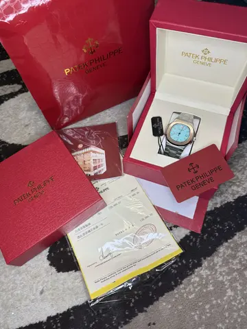 часы patek philippe nautilus tiffany