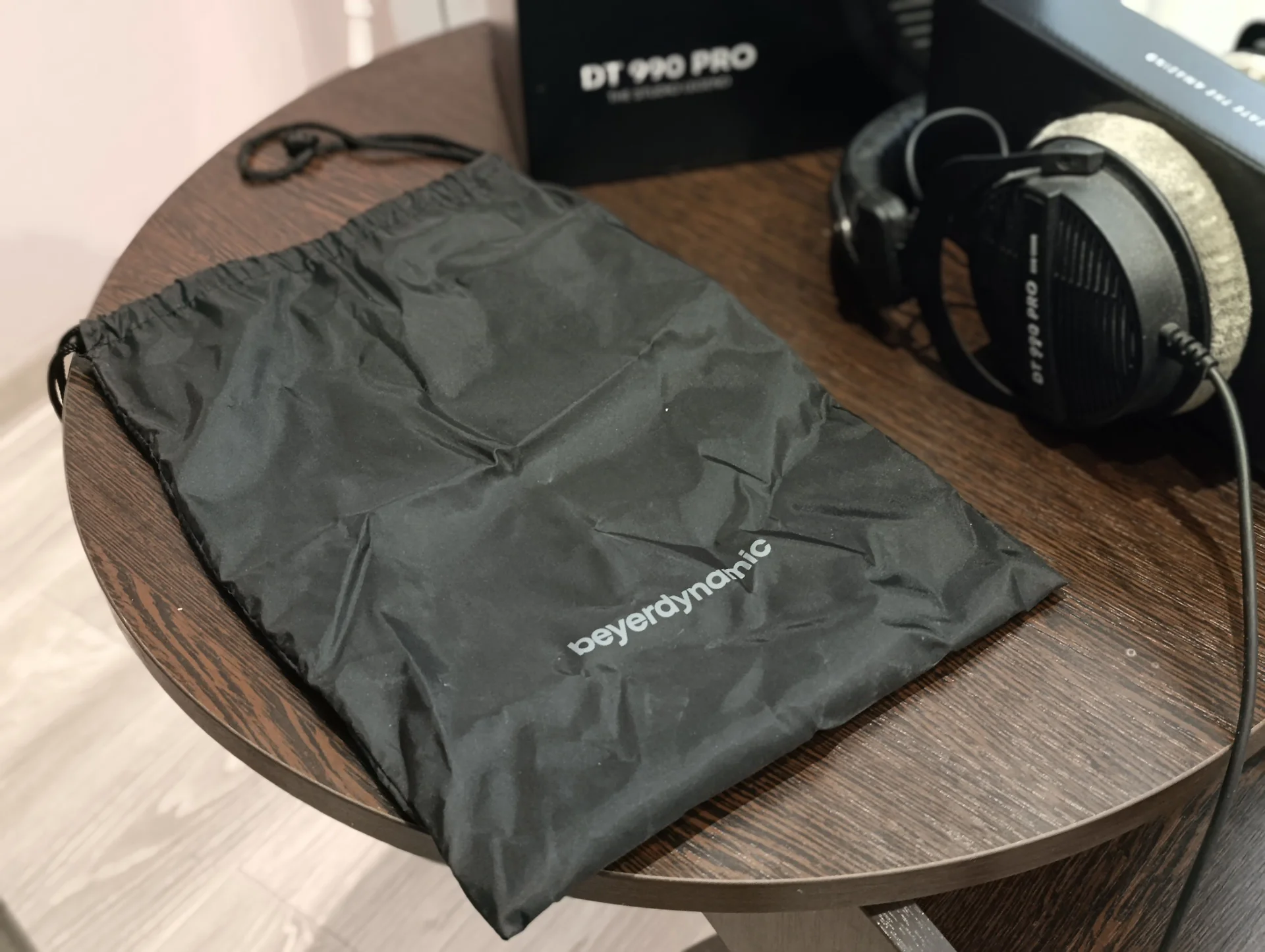 Наушники Beyerdinamic DT990 Pro - миниатюра 3