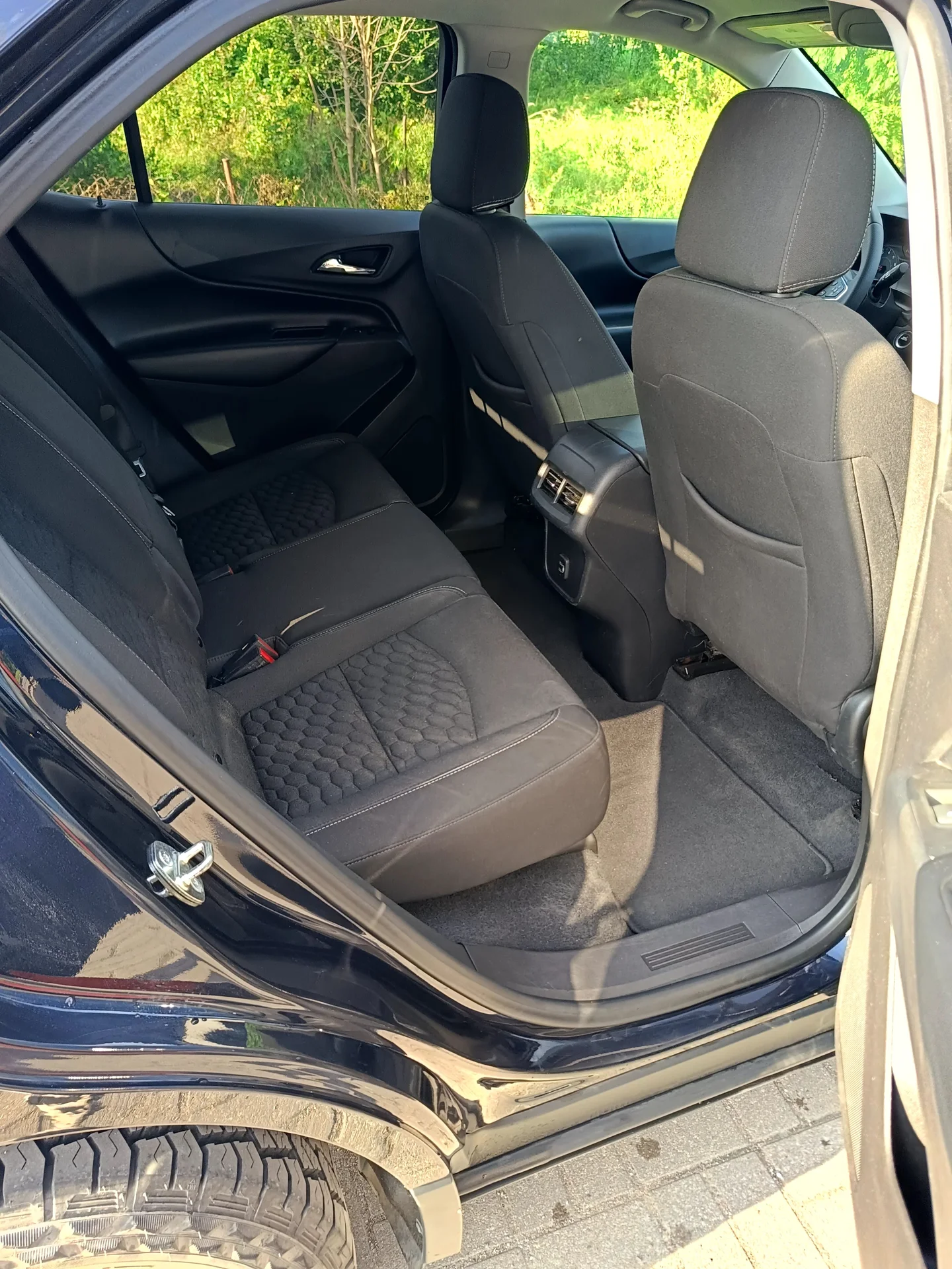 Chevrolet Equinox LT - миниатюра 13