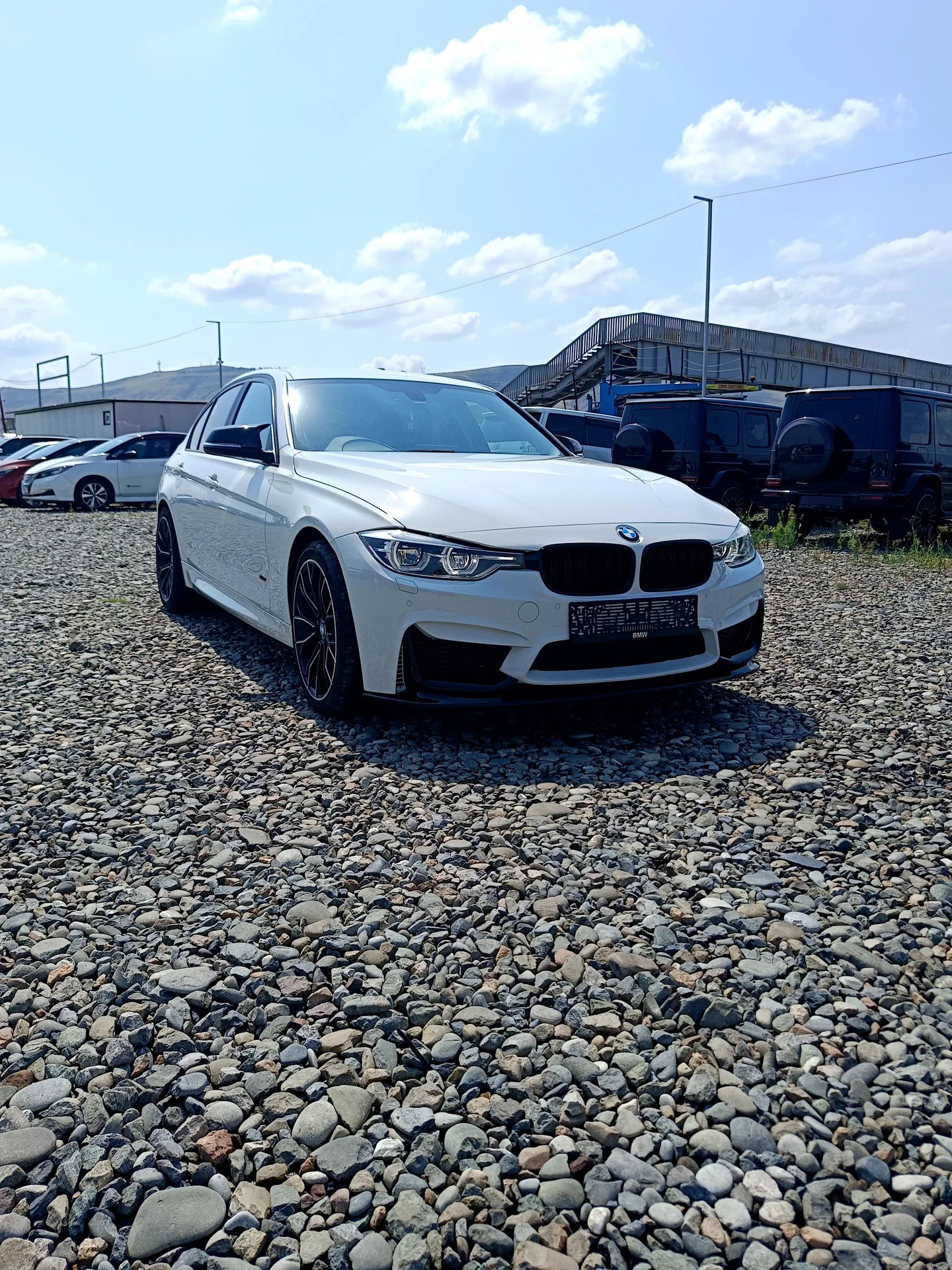 BMW 318i - изображение 1