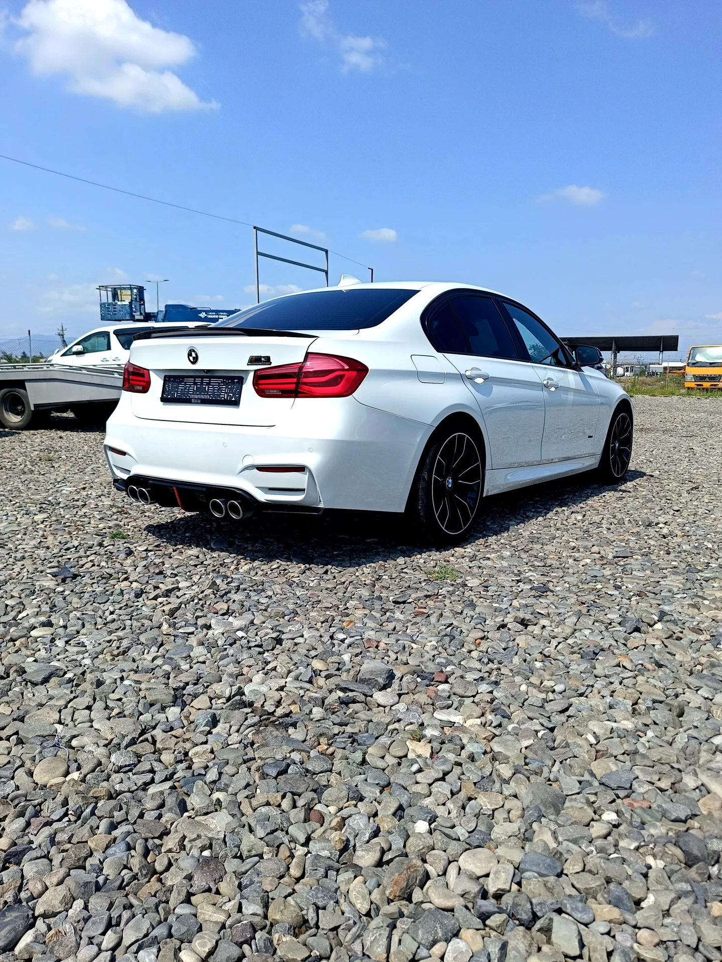 BMW 318i - миниатюра 4