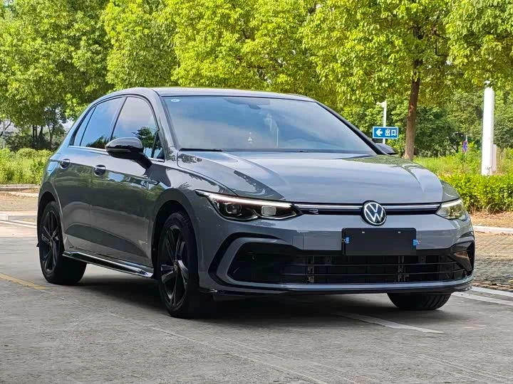 Volkswagen Golf - миниатюра 3