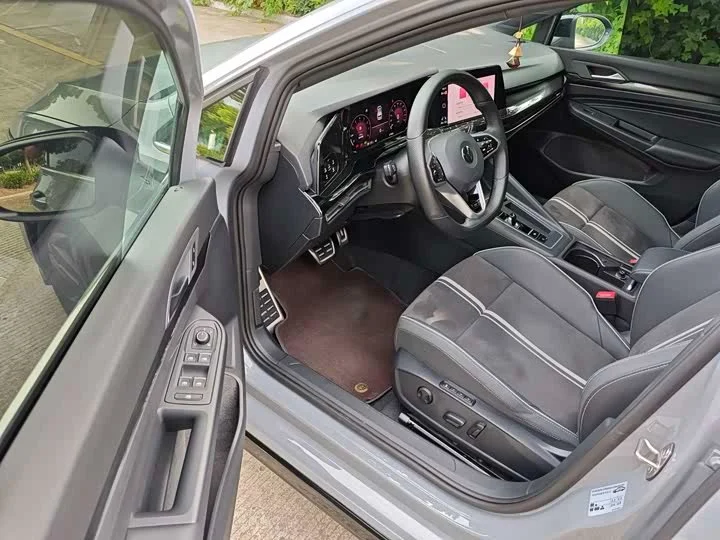 Volkswagen Golf - миниатюра 8